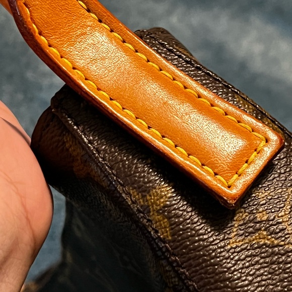 🔥Sold🔥Louis Vuitton Looping GM - Picture 2 of 8